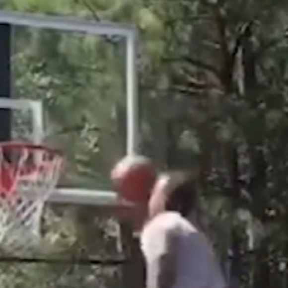 Meet your Posher, Alejandro - Picture 1 of 1